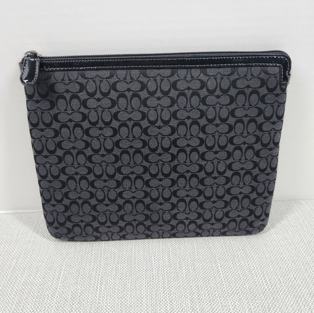 Coach Black Gray Signature C Padded IPad Tablet Sleeve Fabric